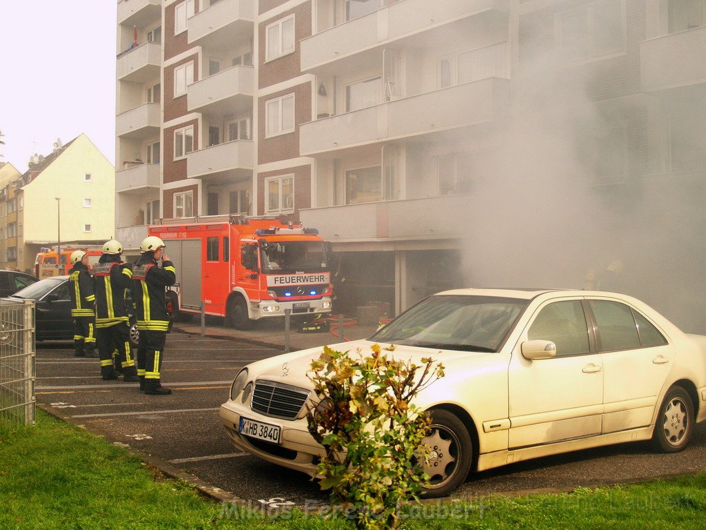 Feuer Koeln Gremberg Sauerlandstr P027.JPG